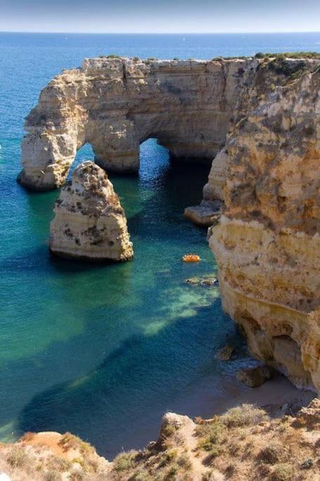 Apartamento Encantador A 100M Da Praia Carvoeiro  Bagian luar foto