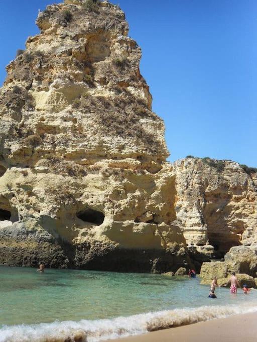 Apartamento Encantador A 100M Da Praia Carvoeiro  Bagian luar foto