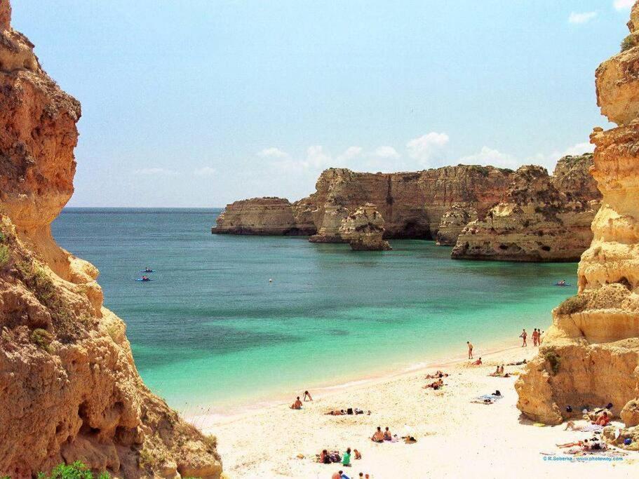 Apartamento Encantador A 100M Da Praia Carvoeiro  Bagian luar foto