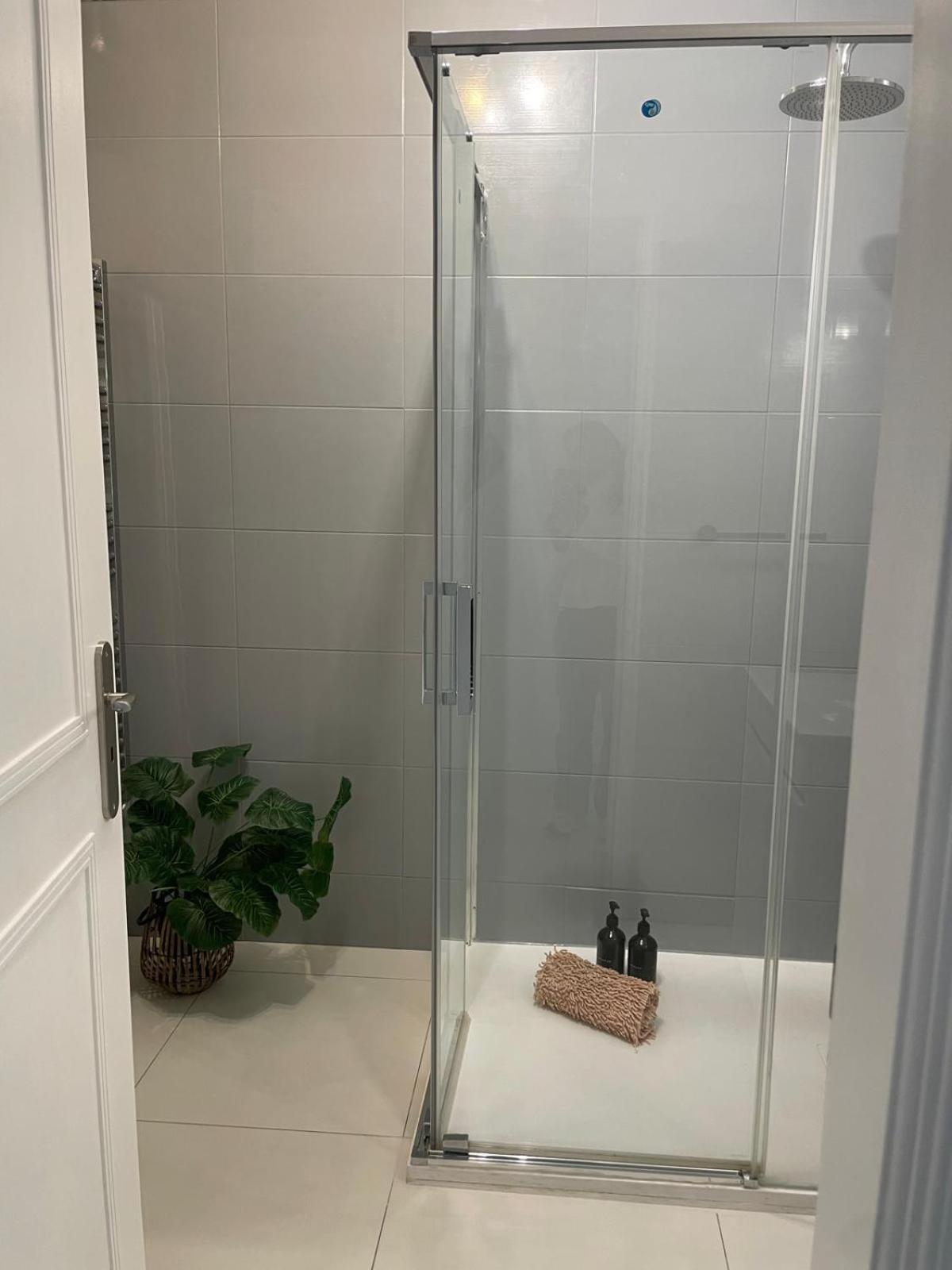 Apartamento Encantador A 100M Da Praia Carvoeiro  Bagian luar foto
